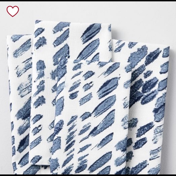 West Elm Other - NWT ⭐️ West Elm Slanted Dots Napkins